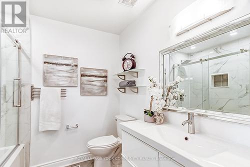 5231 Astwell Avenue, Mississauga, ON - Indoor Photo Showing Bathroom