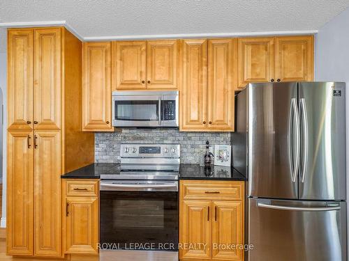 709 Mcnaughton St, South Bruce Peninsula, ON - Indoor Photo Showing Kitchen With Stainless Steel Kitchen