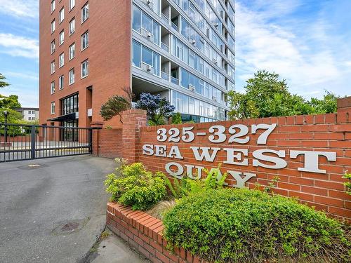 901-325 Maitland St, Victoria, BC - Outdoor