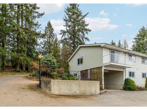 1-1129A 2Nd Ave, Ladysmith, BC - Outdoor