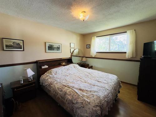 341 St. Charles Drive, Dryden, ON - Indoor Photo Showing Bedroom