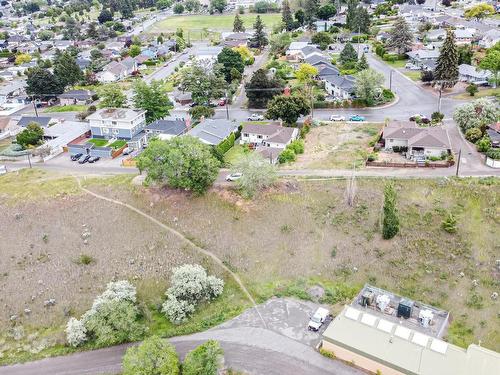 1376 6Th Ave, Kamloops, BC - Outdoor With View