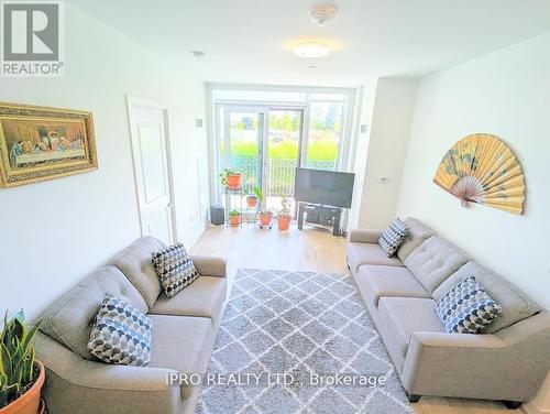 107B - 4655 Metcalfe Avenue, Mississauga, ON - Indoor Photo Showing Living Room