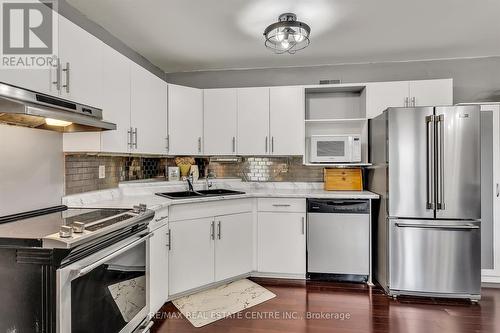 27 Bruce Street, Kawartha Lakes, ON - Indoor Photo Showing Kitchen With Double Sink