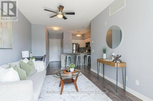 209 - 869 Clonsilla Avenue, Peterborough, ON - Indoor Photo Showing Living Room