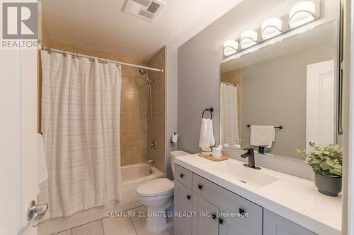 209 - 869 Clonsilla Avenue, Peterborough, ON - Indoor Photo Showing Bathroom