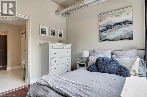 15 Devitt Avenue S Unit# 206, Waterloo, ON - Indoor Photo Showing Bedroom