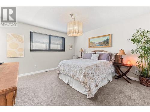 4477 Gordon Drive, Kelowna, BC - Indoor Photo Showing Bedroom