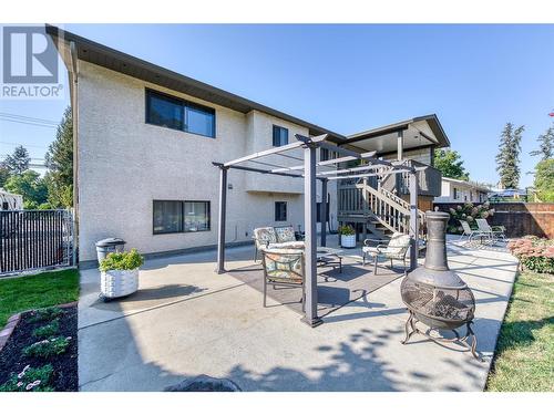 4477 Gordon Drive, Kelowna, BC - Outdoor