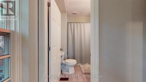 31 Green Street, Guelph, ON - Indoor Photo Showing Bathroom