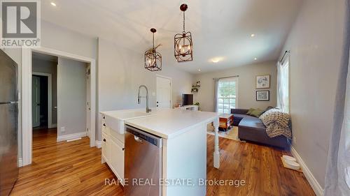 31 Green Street, Guelph (Exhibition Park), ON - Indoor