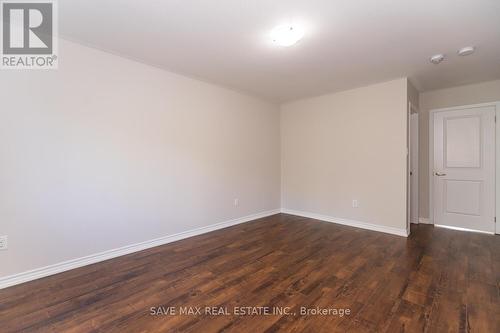 252 Shady Glen Crescent, Kitchener, ON - Indoor Photo Showing Other Room