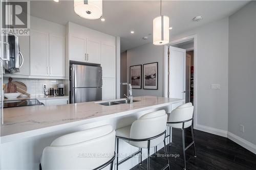 409 - 101 Locke Street, Hamilton, ON - Indoor Photo Showing Kitchen With Double Sink