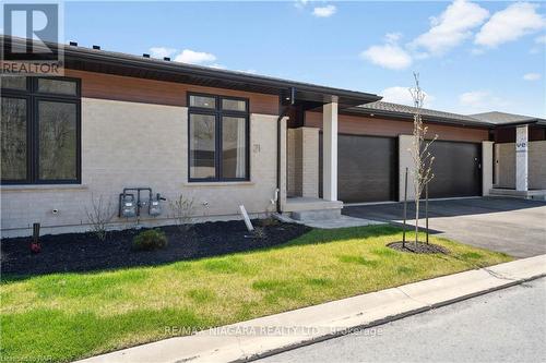 21 - 300 Richmond Street, Thorold, ON - Outdoor