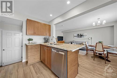 286 Par-La-Ville Circle, Ottawa, ON - Indoor Photo Showing Kitchen With Double Sink