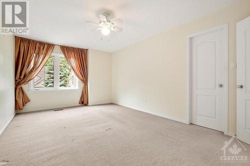 Bedroom upstairs w/ walk in closet and ensuite - 16 Morenz Terrace, Ottawa, ON - Indoor Photo Showing Other Room