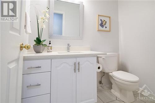 42 Marchbrook Circle, Kanata, ON - Indoor Photo Showing Bathroom