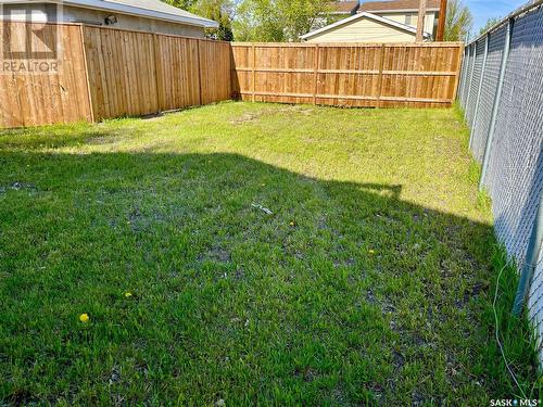 201 W Avenue S, Saskatoon, SK - Outdoor