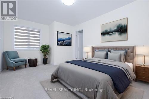 8077 Brookside Drive, Niagara Falls, ON - Indoor Photo Showing Bedroom