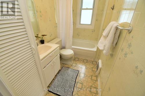 373 Upper Wentworth Street, Hamilton, ON - Indoor Photo Showing Bathroom