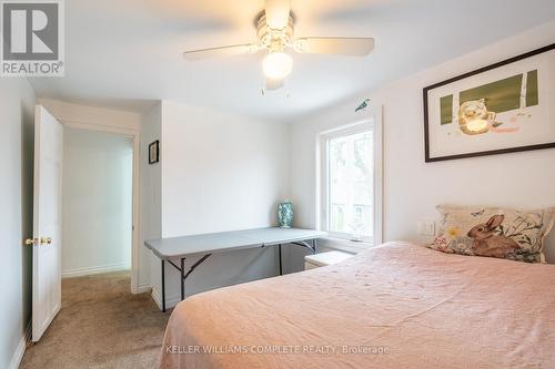 21 Chatham Street, Hamilton, ON - Indoor Photo Showing Bedroom