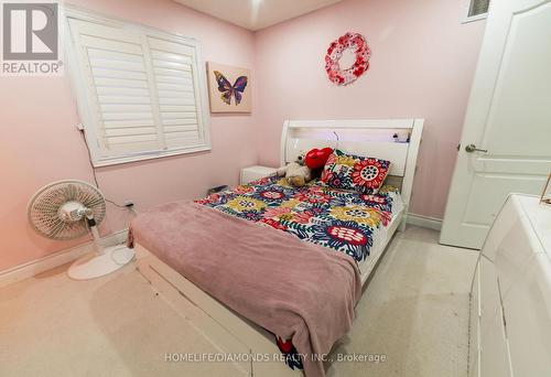 584 Pinery Trail, Waterloo, ON - Indoor Photo Showing Bedroom