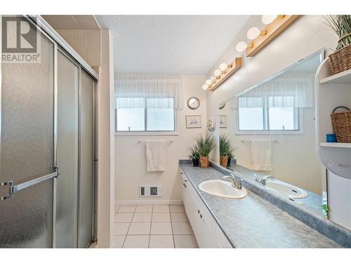 3620 Webber Road, West Kelowna, BC - Indoor Photo Showing Bathroom