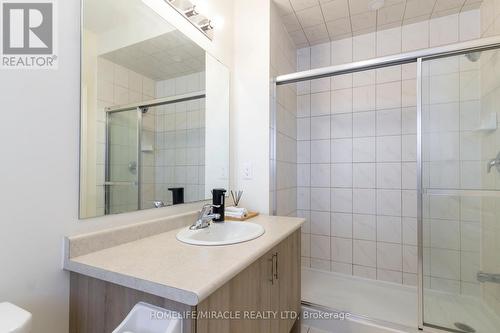 116 Skinner Road, Hamilton, ON - Indoor Photo Showing Bathroom