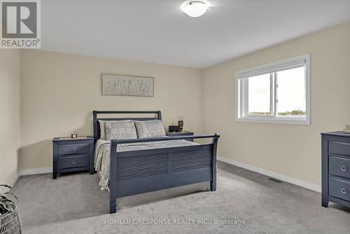 3 Burrows Court W, Kawartha Lakes (Lindsay), ON - Indoor Photo Showing Bedroom