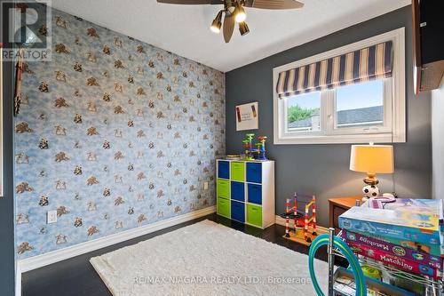 263 Barrick Road, Port Colborne, ON - Indoor Photo Showing Bedroom