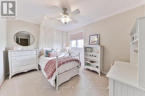 86 River Glen Boulevard, Oakville, ON - Indoor Photo Showing Bedroom