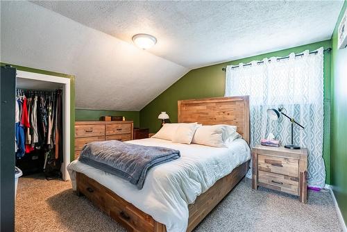 3791 Netherby Road, Fort Erie, ON - Indoor Photo Showing Bedroom