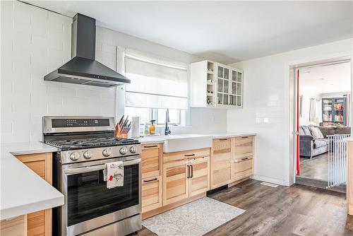 3791 Netherby Road, Fort Erie, ON - Indoor Photo Showing Kitchen