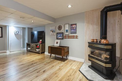 38 Sunning Hill Avenue, Hamilton, ON - Indoor Photo Showing Other Room With Fireplace