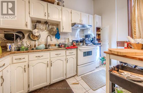 171 Bay Street S, Hamilton, ON - Indoor Photo Showing Kitchen With Double Sink