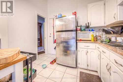 171 Bay Street S, Hamilton (Durand), ON - Indoor Photo Showing Kitchen