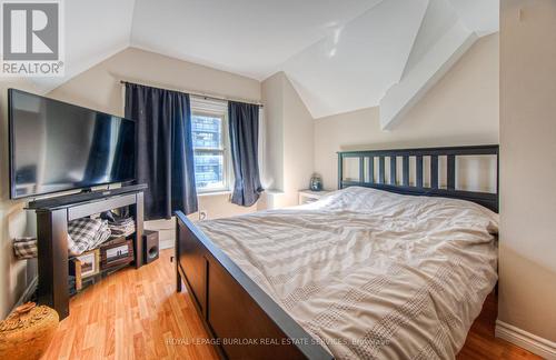 171 Bay Street S, Hamilton (Durand), ON - Indoor Photo Showing Bedroom