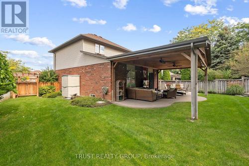 29 Tamarack Court, Grimsby, ON - Outdoor