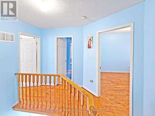 29 Centrepark Drive, Toronto, ON - Indoor Photo Showing Other Room