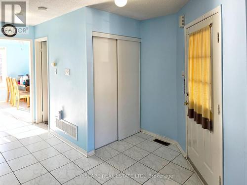 29 Centrepark Drive, Toronto (Brookhaven-Amesbury), ON - Indoor Photo Showing Other Room