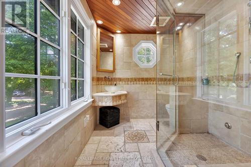 464 Anthony Drive, Oakville, ON - Indoor Photo Showing Bathroom