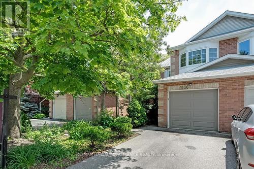 1136 Mccraney Street E, Oakville, ON - Outdoor