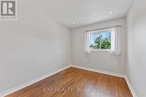 3245 Queen Frederica Drive, Mississauga, ON - Indoor Photo Showing Other Room