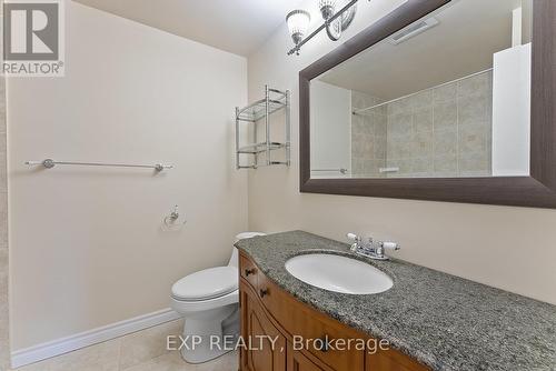 3245 Queen Frederica Drive, Mississauga, ON - Indoor Photo Showing Bathroom