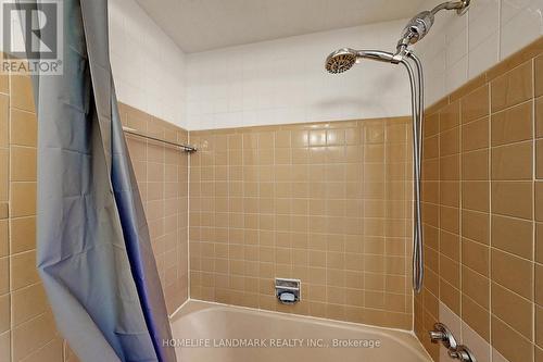 411 - 2000 Bloor Street W, Toronto, ON - Indoor Photo Showing Bathroom