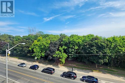 411 - 2000 Bloor Street W, Toronto, ON - Outdoor With View