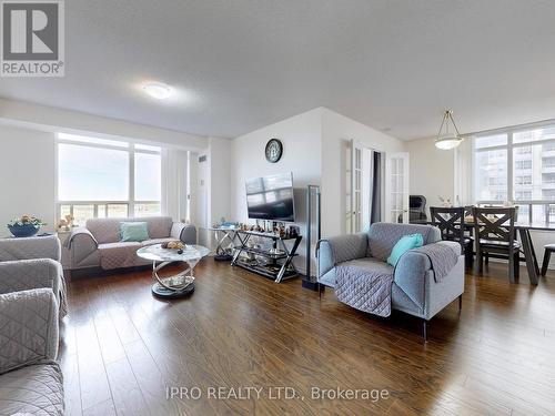 611 - 35 Kingsbridge Garden Circle, Mississauga, ON - Indoor Photo Showing Living Room