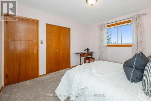 13184 10 Sideroad, Halton Hills, ON - Indoor Photo Showing Bedroom