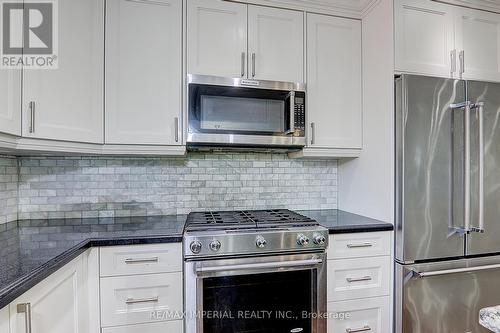 53 Saybrook Avenue, Toronto, ON - Indoor Photo Showing Kitchen With Upgraded Kitchen