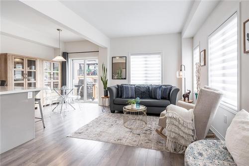 177 Flagg Avenue, Paris, ON - Indoor Photo Showing Living Room